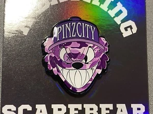 Pinzcity Scare Bear 4.0 A Bathing Scare Bear Ape Purple Camo Black Hat Pin - Bild 1 von 20