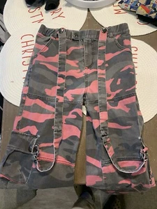 Fashion Nova Kids Youth Size 12 Pink Cargo Camo Pants - Picture 1 of 10