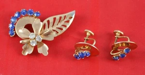 Juego de pendientes atornillados de metal en tono dorado vintage cristal azul estrás B52 - Imagen 1 de 12