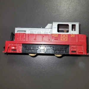 Locomotora diésel conmutadora TYCO HO Scale Model Train Santa Fe ATSF 241 - Imagen 1 de 7