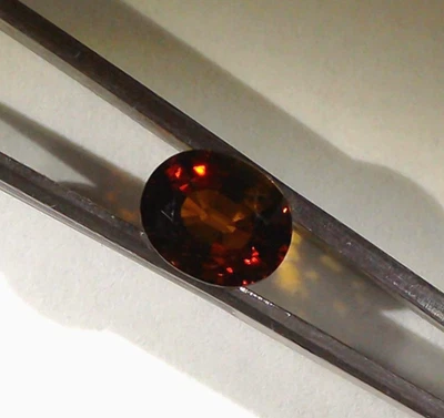 Piedra preciosa suelta roja anaranjada bicolor turmalina natural corte ovalado - 1,95 quilates Foto 1 de 4