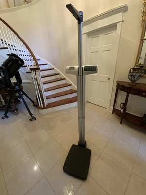 Báscula digital Health-O-Meter nivel de ojos 500KL con varilla de altura IMC 500Lb capacidad Foto 1 de 4