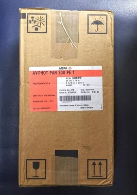 AGFA AVIPHOT PAN 200 PE 01 Panchromatic Film 9 7/16 In. x 250 ft Expired 2013 - Image 1 of 3
