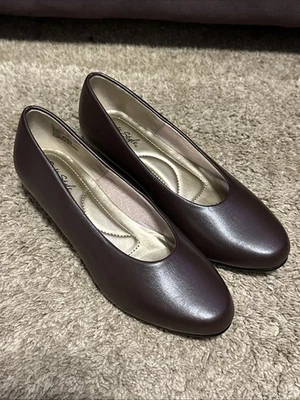 Tacones de gatito marrón estilo suave Angel II H79644 talla 6,5 para mujer Foto 1 de 4