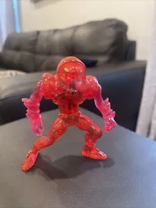 Ben Ten rote Actionfigur 4 cm groß - Bild 1 von 3