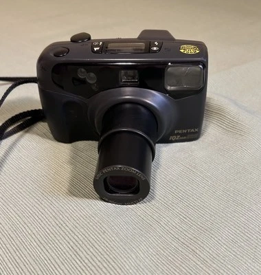 Pentax IQZoom 928 35mm Point and Shoot Camera  *Hinge Broke In Film Compartment* - Image 1 of 4