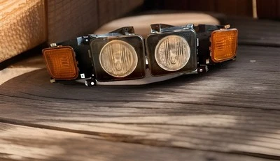 OEM Headlights Driver & Passenger Side For Hummer H3 Sport Utility 2006-2010 - Image 1 of 4