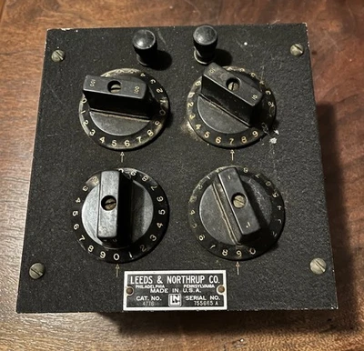 Caja de resistencia LEEDS & NORTHRUP Decacde 4776 Foto 1 de 2