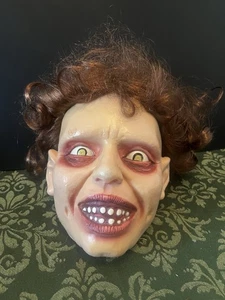 Halloween Prop Severed Corpse Head Possessed Scary Lifelike Seasonal Visions - Picture 1 of 5