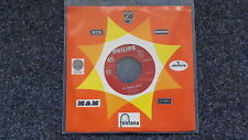 7" Single Vinyl Johnny Hallyday - Tes tendres annees/ Les bras en croix HOLLAND