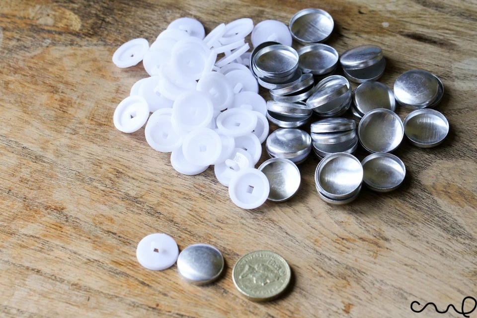 30L Button Blanks Cover Non Astor Sets White Metal Plastic 19mm Dress Making Sew - Image 1 of 4