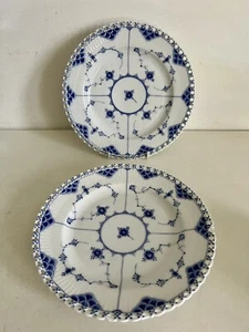 Royal Copenhagen piatti da pranzo in pizzo pieno scanalato blu x 2 antichi 8 3/4” C 1888 - Foto 1 di 8
