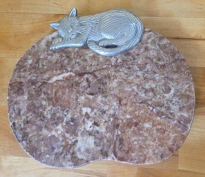 Red Stone Cheese/Charcuterie Board with Pewter Cat Accent - Picture 1 of 3