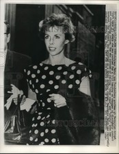 1958 Press Photo Actress Betsy Von Furstenberg at Manhattan Arrest Court.