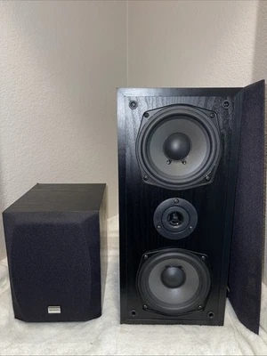 Paquete de altavoces Onkyo: (1) altavoz de canal alto SKF-100 L/R y (1) SKM-100 L/R pequeño Foto 1 de 4