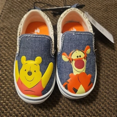 New Disney Winnie the Pooh Classic Baby Shoes- Size 6 Winnie&tigger - Image 1 of 4