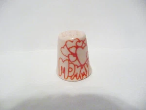 THIMBLE VINTAGE PINK PORCELAIN "MOMMY" WITH RED HEARTS - Picture 1 of 5