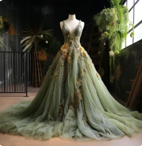 Vintage Forest Fariy Green Wedding Dresses with 3D Flowers Tulle Bridal Gowns - Picture 1 of 10