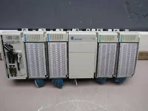 SISTEMA COMPLETO ALLEN BRADLEY COMPACTLOGIX 1769-L32E CON 4 MÓDULOS DE E/S XLNT!! - Imagen 1 de 12