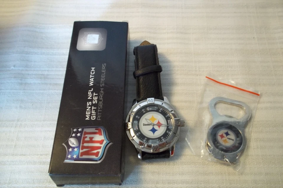 AVON Men's NFL Watch and  KEYCHAIN Gift Set - Image 1 of 1