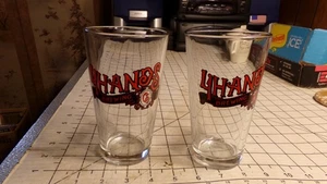 Pair of 4 Hands Brewing Company Craft Brewery St. Louis, MO Pint Beer Glasses - Picture 1 of 6