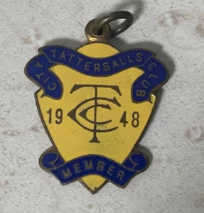 Vintage Tattersalls City Club Enamel Members Badge 1948 - Foto 1 di 3