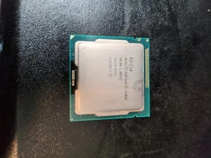 Intel Pentium G2030 SR163 3.00 GHz Processor - Picture 1 of 2