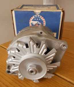 VINTAGE USA INDUSTRIES ALTERNATOR ~ 7122 ~ IN BOX - Picture 1 of 6