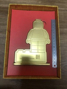 2023 Lego VIP Gold membership trophy in Lego Korea store. - Picture 1 of 3