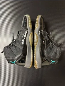 Used Jordan 11 Retro Defect Oxidation Yellowing Gamma Blue (GS) Size 5.5 Youth - Picture 1 of 5