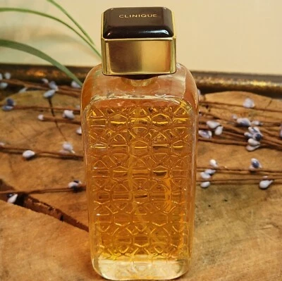 Spray perfume Clinique Beyond Rose 3,4 oz/100 ml para mujer sin caja Foto 1 de 4