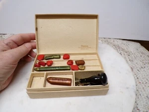 Altes Dennisons de Luxe Buchstabenwachs Set in Box M Stempel plus extra 1 Schreibtisch - Bild 1 von 15