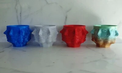JARRÓN MACETA IMPRESORA 3D MULTI CARA 4 X 4" (TOTALMENTE NUEVO) (AZUL, ROJO, BLANCO, VERDE) Foto 1 de 2