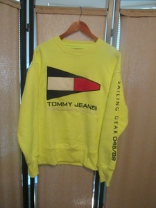 tommy jeans yellow sweater