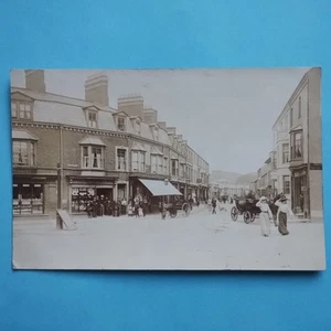 Uxbridge Square, Menai Bridge, Wales - Old RP Postcard - Picture 1 of 2