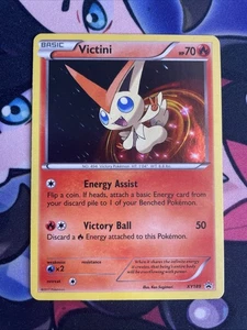 Victini XY189 - Cosmos Holo - XY Black Star Promo - Tarjeta Pokémon LP - Imagen 1 de 6