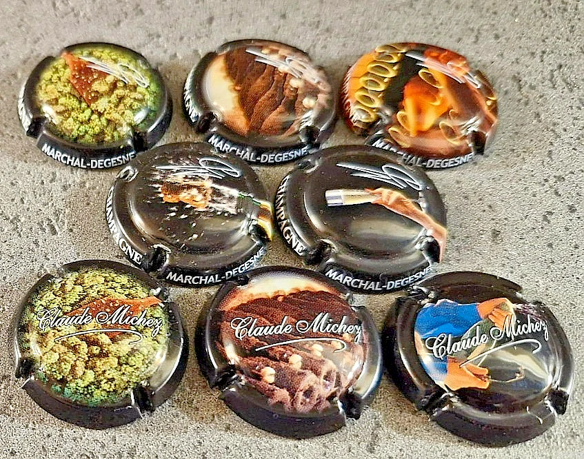 Capsule de champagne : Lot de 8 Vignerons Repiquées sur Générique N°719 !!! - Photo 1/1