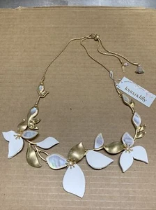 NEW Womens Lonna & Lilly Necklace Flower Petal Statement Necklace Gold Tone - Picture 1 of 4
