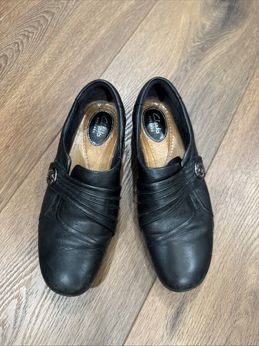 Scarpe donna Clarks Artisan taglia 9M mocassini piatti slip on in pelle comodi neri