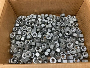 Schwere Sechskantmuttern 5/8 A563A feuerverzinkt Grobgewinde (120 Stück) - Bild 1 von 1