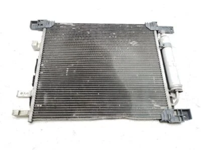 Condensador de aire acondicionado 12 13 14 15 16 17 18 19 Nissan Versa OEM 921001HA3A Foto 1 de 4