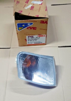 Clignotant avant droit passager  pour FORD Escort V  95 a 95 REF 185087152 - Immagine 1 di 4