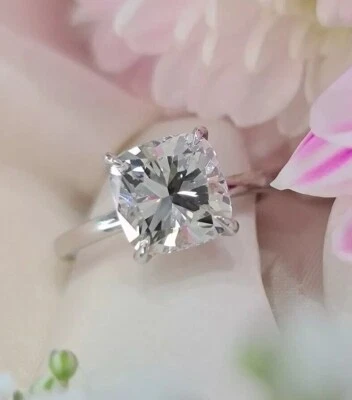 3.00 Ct F VS1 Cushion Cut IGI Certified Lab Grown Diamond Ring Set in Platinum - Image 1 of 4