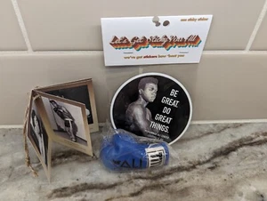 Muhammad Ali Gift Set W/ Mini Boxing Glove Keyring Sticker Everlast Booklet  - Picture 1 of 6