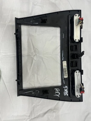 B31 2006 2007 2008 2009 Ford Fusion Dash Center Radio Climate Trim Bezel OEM - Image 1 of 2