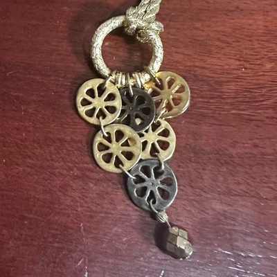 Collar Robert Oro Rosa Cuerda Acorde Largo Círculo Colgante Declaración Informal Retro Foto 1 de 4