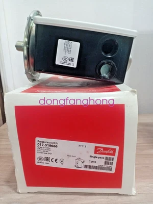 NW Danfoss 017-519666 Pressure switch, RT113, SPDT, 0.5bar/3/8- FedEx or DHL - Image 1 of 4