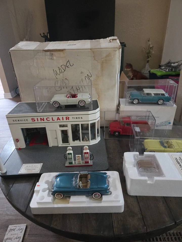 Dan Bury Mint Lot Of 6 Collection Including Sinclair Gas Station. Comes With... - Image 1 of 4