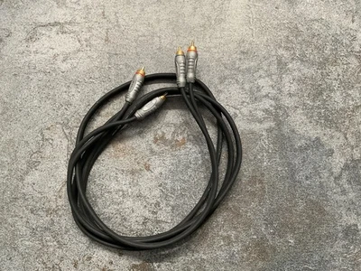 Monster THX I100 Certified Shielded Audio Cable with Dual Cond and Duraflex, 8' - Image 1 of 4