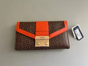 Guess Wallet Women NWT - Picture 1 of 3